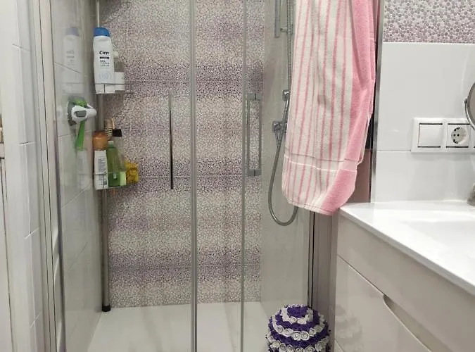 Comoda Y Moderna Doble Habitación en casa particular *